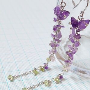天然石アメジストさざれの藤の花ピアス アレルギー対応 サージカルステンレス316L シルバー1ペア フックピアス ハンドメイド
