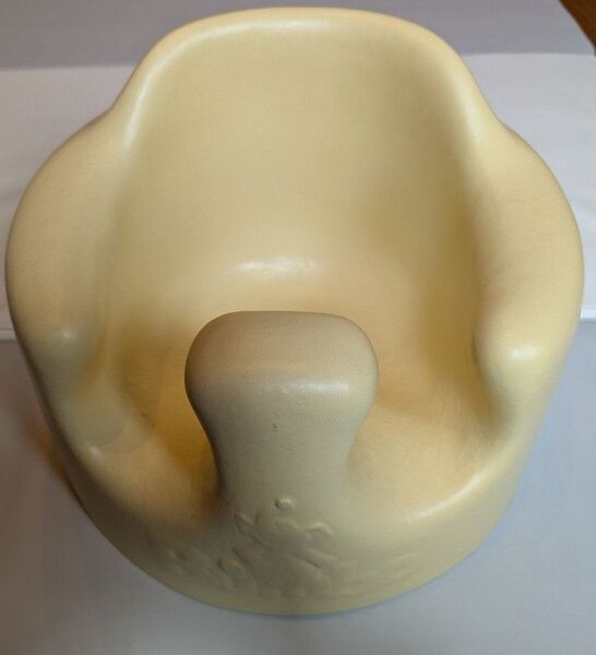 Bumbo バンボ ベビーソファ クリームイエロー