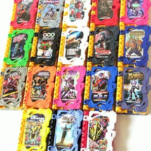 仮面ライダーセイバー ワンダーライドブック セット
