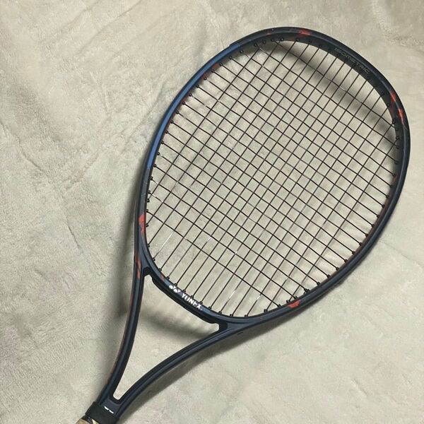 YONEX VCORE PRO 100