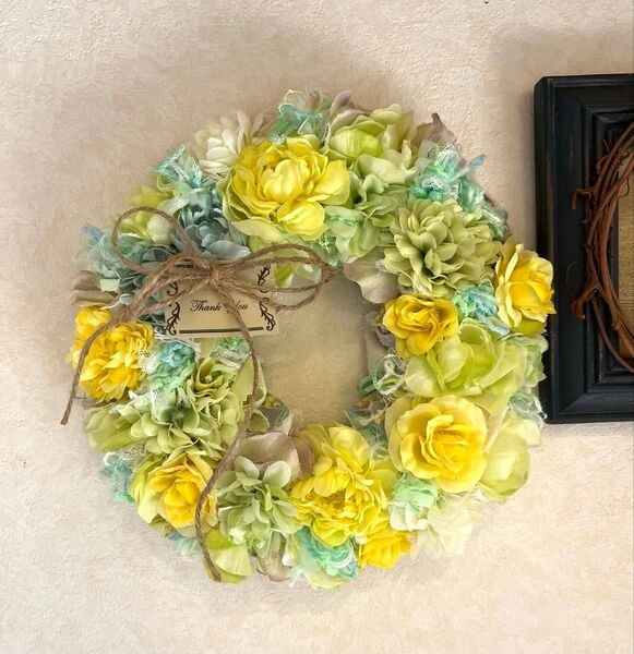 ★フラワーリース★玄関リース★布リース★ハンドメイド ★イエローライトグリーン