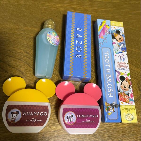 【未使用】東京ディズニーリゾート35周年記念アメニティ6点セット
