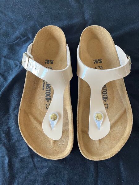 未使用 BIRKENSTOCK ビルケンシュトック Gizeh ギゼ サンダル 39 ベージュ