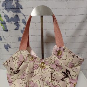 素敵なお花と英字のお散歩ランチバッグ ハンドメイド