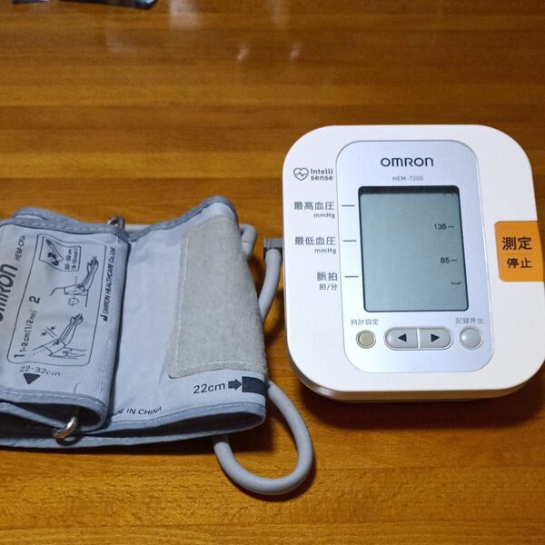 ジャンク品 オムロン 血圧計