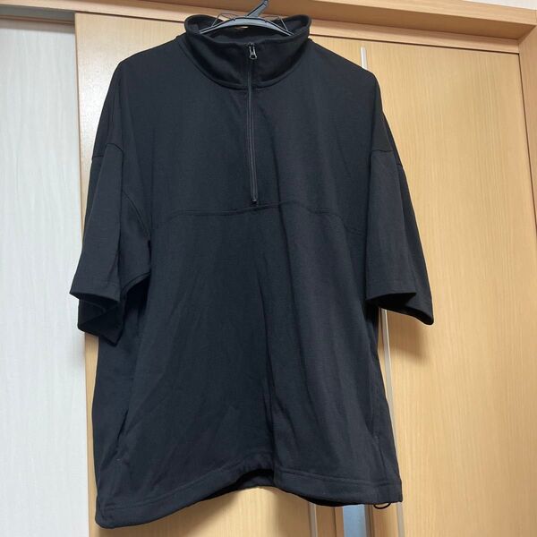 ブラック ハーフジップ Tシャツ Mサイズ