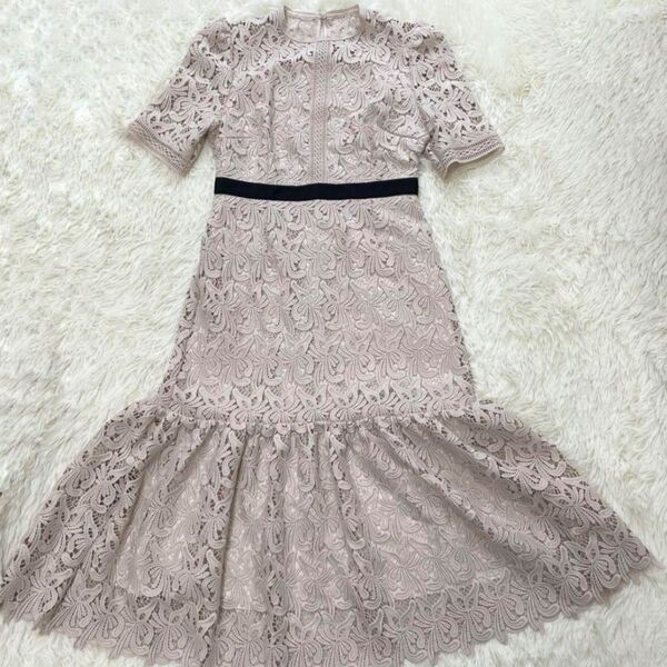新品 セルフォード レースワンピースベージュ 36