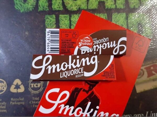 スモーキング リコリス ペーパー 1箱 50個 手巻きタバコ用 巻紙 smoking