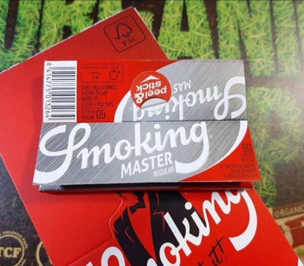 特価☆スモーキング マスター 極薄 ペーパー 1箱 50個 手巻きタバコ用 巻紙 Smoking MASTER スモーキング