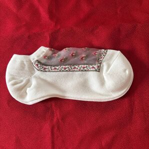 花柄メッシュ くるぶし丈ソックス