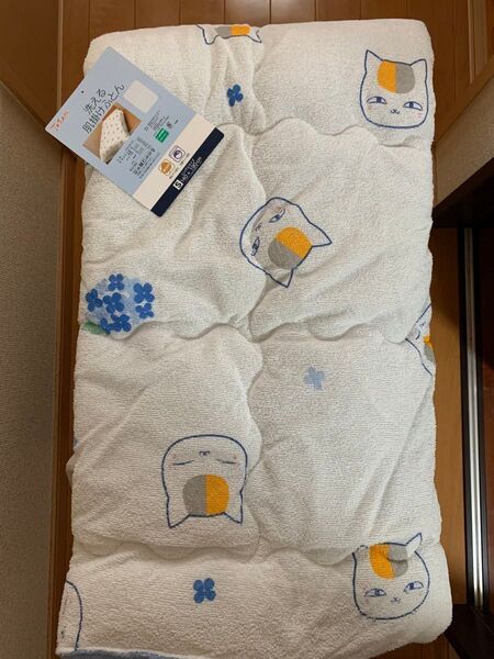 夏目友人帳 洗える肌掛けふとん シングルサイズ 140×190㎝ / 布団 寝具 ニャンコ先生 にゃんこ先生
