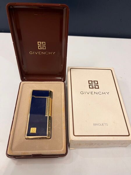 GIVENCHY ガスライター ジバンシー ライター ネイビー 火花OK 未使用
