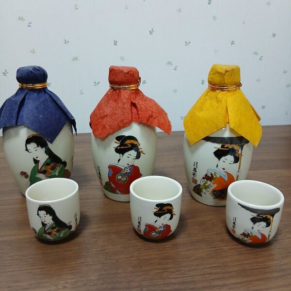 九谷焼 浮世絵風女性 美人絵坪酒 陶器