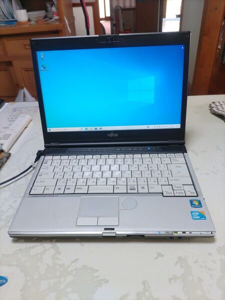 ジャンク品 FMV-LIFEBOOK S560/B
