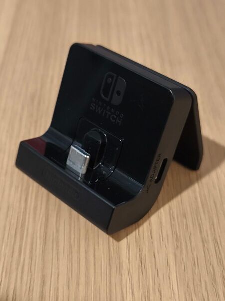 【任天堂純正品】Nintendo Switch充電スタンド(フリーストップ式)