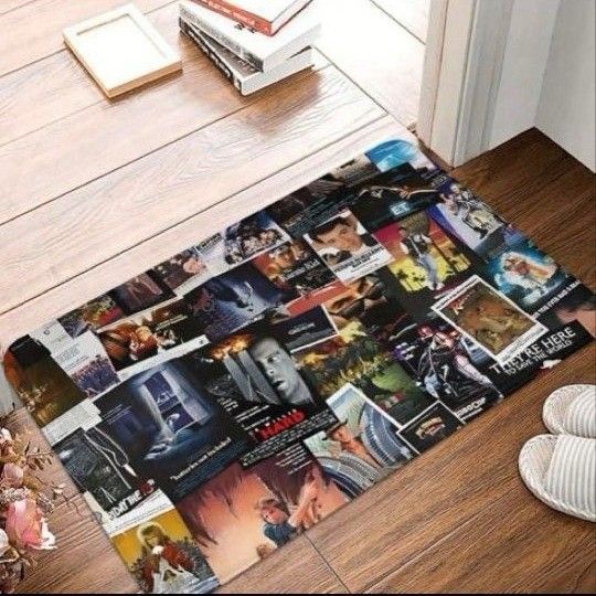 ビデオテープ柄 室内マット レトロ 40cm×60cm ラグ マット 玄関マット 映画 洋画