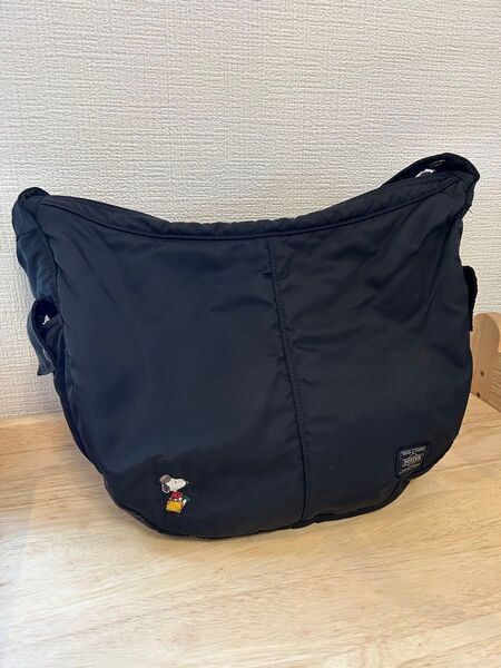 希少 スヌーピー コラボ ジョーポーター ラウンドショルダーバッグ 黒