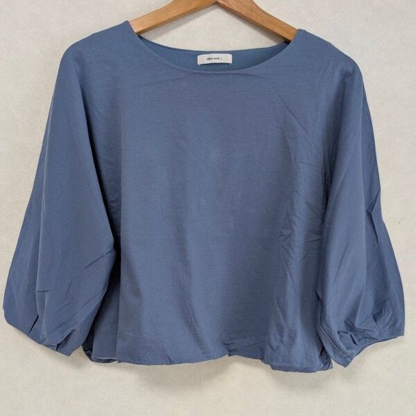 週末限り最終値下げ【niko and】30シルケットバルーンTシャツ☆ブルー服