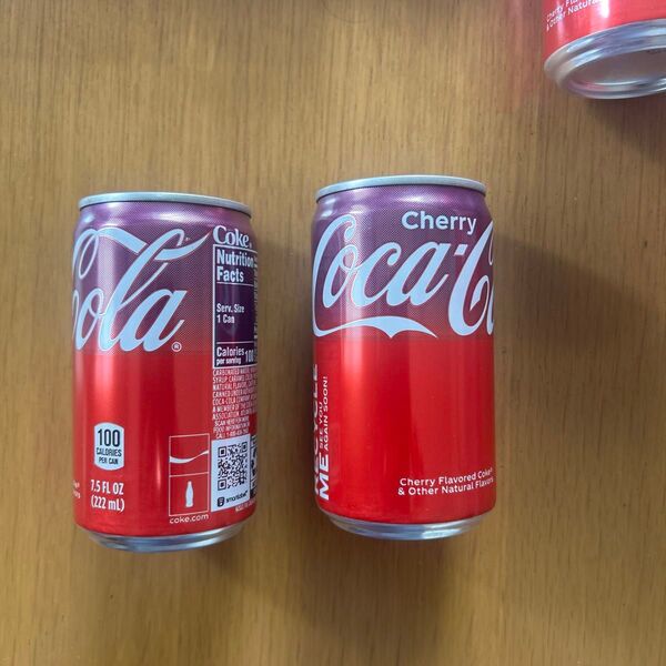 チェリーコーク ウォーレンバフェットの大好物 コカコーラ 222mL 2缶