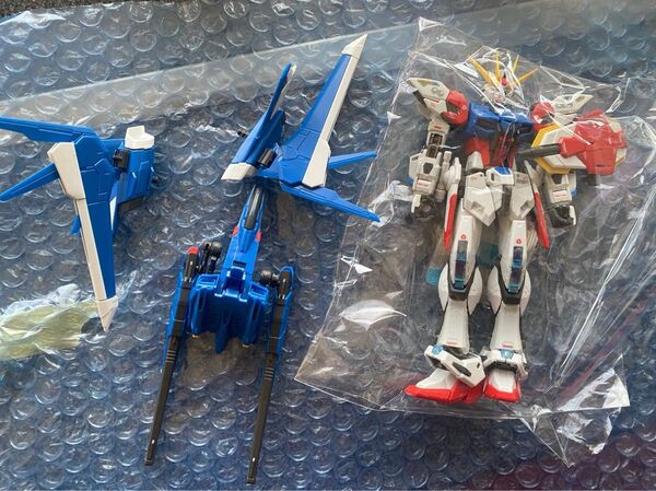 RG 1/144 GAT-X105B/FP ビルドストライクガンダム フルパッケージ ガンプラ ガンダム プラモデル バンダイ