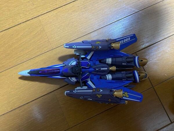 アオシマ ACKS V.F.G. VF-25G ス-パーメサイア クラン・クラン 【プラモデル】 「マクロスF」