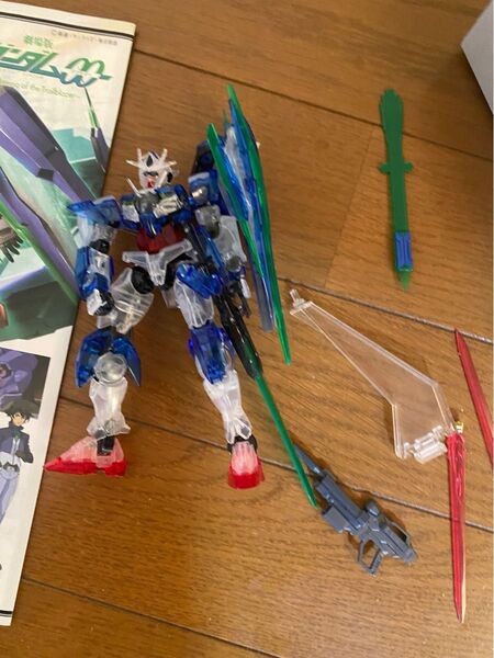 ダブルオークアンタ hg ガンプラ バンダイ クリアカラー