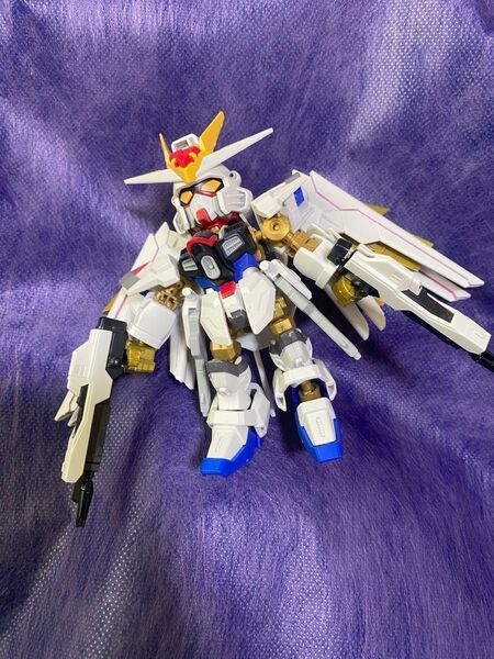 SDCS クロスシルエット マイティーストライクフリーダムガンダム ガンプラ