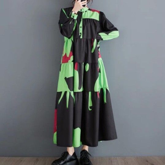 【新品】個性大きいサイズ レディースゆったりロングワンピース 体型カバーAライン長袖秋冬黒緑赤