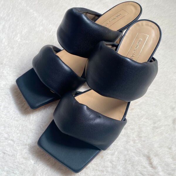 【極美品】【未使用品】オデットエオディールODETTE E ODILEサンダル22.5センチ