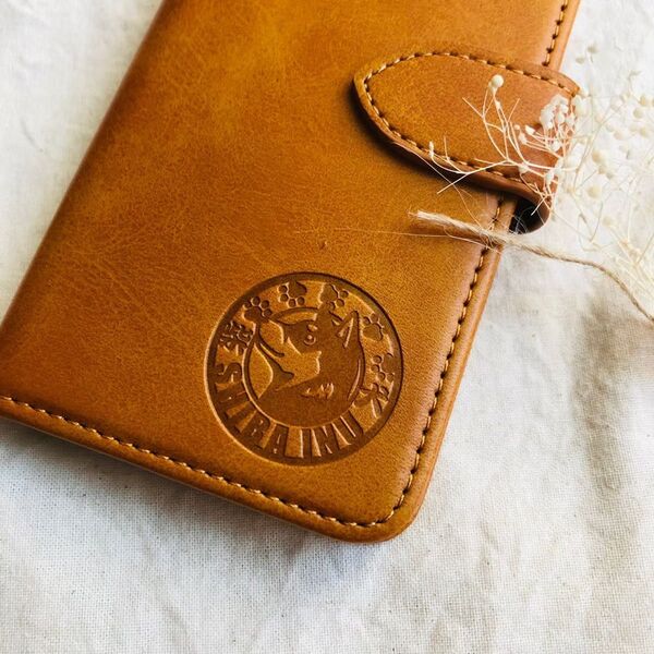 新品 スムースレザー☆柴犬☆手帳型スマホケースiPhone5/SE1/6/7/8/SE2,3/X/11/12/13/14/15全種