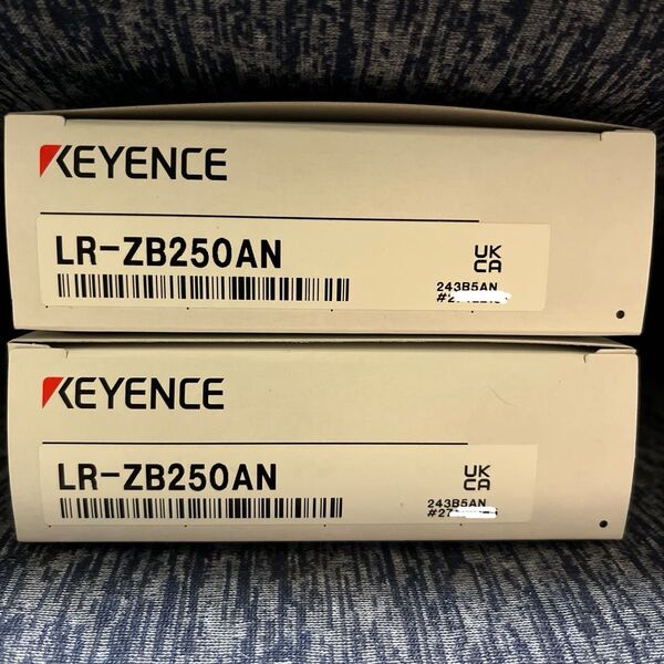 【2個まとめ】KEYENCE キーエンス アンプ内蔵型レーザセンサ LR-ZB250AN 未開封品