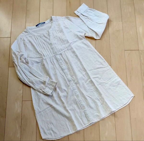 今の季節にぴったり ジエンポリアム 長袖 チュニック ベージュ系 ピンタック入り 春夏服 トップス シャツ ブラウス プルオーバー