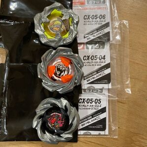ベイブレードX ホエールウェーブ レオンクレスト フェニックスラダー ブレード&未使用ベイコード セット