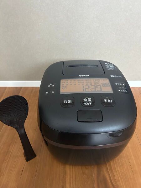 タイガー 圧力IH炊飯器JPI-S100 2022年製 5.5合