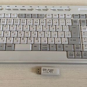 EPSON エプソン ワイヤレスキーボード KG-0755