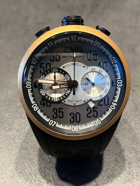 BOMBERG ボンバーグ 腕時計 メンズ クロノグラフ ゴールド/ブラック NS44CHTT スイスメイド
