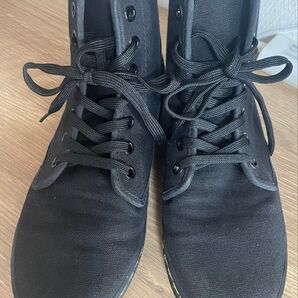 美品!!レア!! ドクターマーチン Dr.Martens キャンバス生地 スニーカーブーツ 軽量 24 24.5 履きやすい