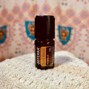 doTERRA ナイオウッド 5ml 非売品5月のプレゼント品