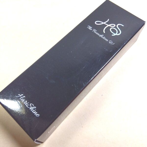 ハリシャイン 薬用リンクルケア 美白リキッドファンデーションLO 26g