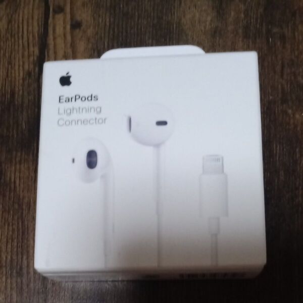 EarPods with Lightning Connector MMTN2J/A ホワイト