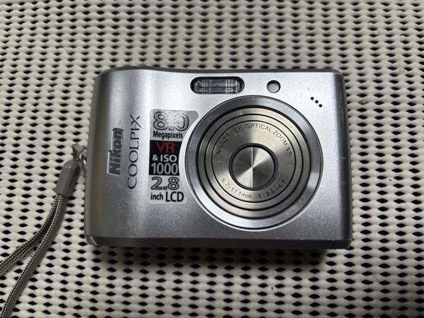 【ジャンク】COOLPIX L15