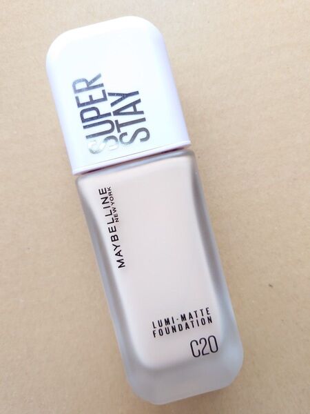 メイベリン MAYBELLINE NEW YORK スーパー ステイ ルミーマット ファンデーション C20