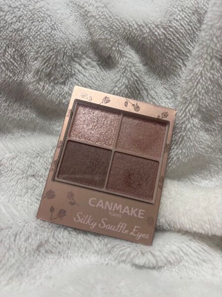 CANMAKE シルキースフレアイズ マット M06