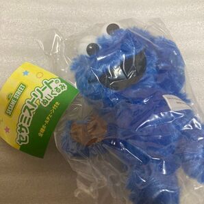 ガチャ セサミストリートのぬいぐるみ クッキーモンスター