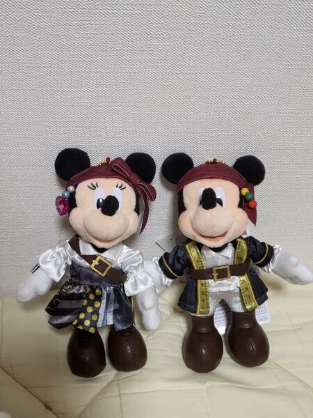 ディズニーランド パイレーツオブカリビアン ぬいぐるみバッジ