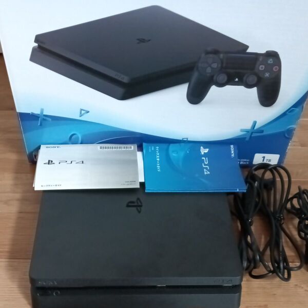 SONY PS4 CUH-2200B プレステ4 1TB