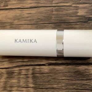 【1回使用】KAMIKA カミカ シルキースティックファンデーション ホワイト