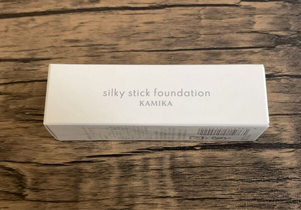 【1回使用】KAMIKA カミカ シルキースティックファンデーション ホワイト