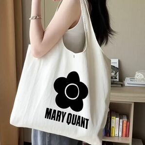 MARY QUANT ホワイトトートバッグ