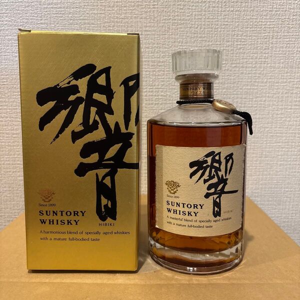 サントリー ウイスキー 響 裏ゴールドラベル 旧ボトル 古酒 SUNTORY WHISKY HIBIKI 箱付き(1)
